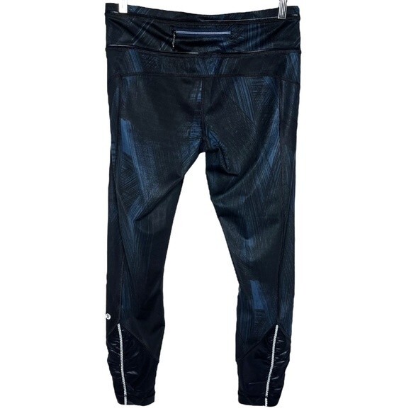 Lululemon Pace Queen 7/8 Tight sz 8 * Wind Chill Deep Navy Black Leggings Tights - Picture 2 of 7